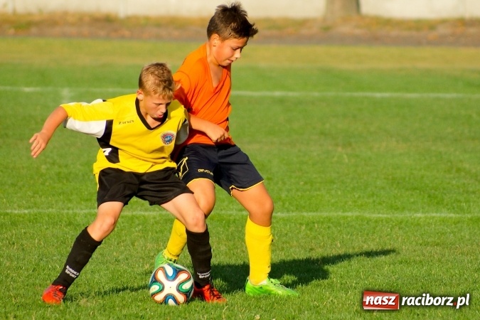 Zdjęcie w galerii na portalu naszraciborz.pl: Młodziki: Skromna wygrana Tworkowa w inauguracji sezonu wiadomości z regionu