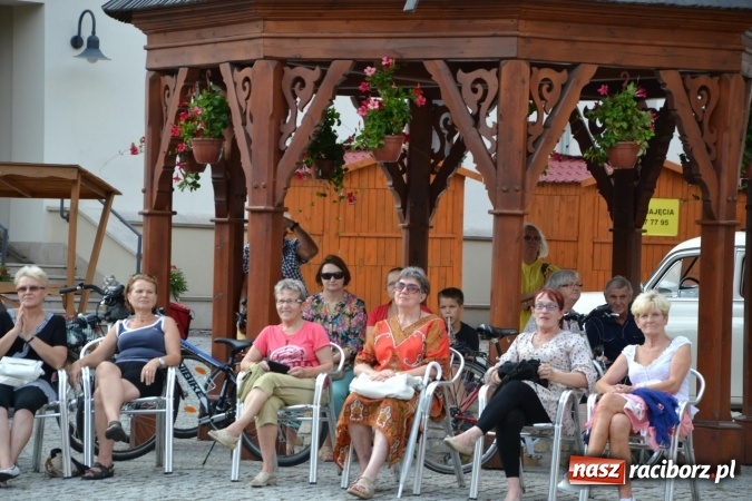 Zdjęcie w galerii na portalu naszraciborz.pl: Trzej tenorzy zaśpiewali na Zamku Piastowskim wiadomości z regionu