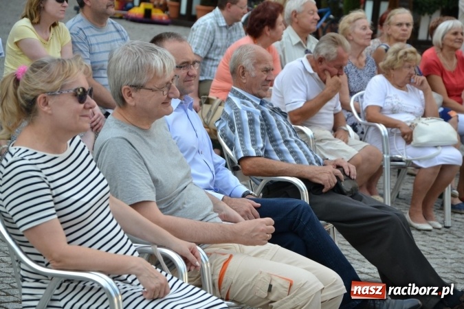 Zdjęcie w galerii na portalu naszraciborz.pl: Trzej tenorzy zaśpiewali na Zamku Piastowskim wiadomości z regionu