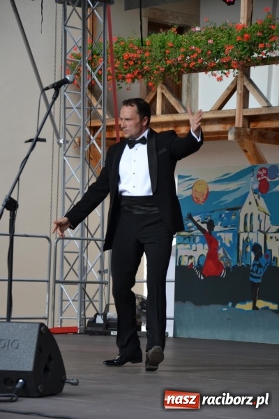 Zdjęcie w galerii na portalu naszraciborz.pl: Trzej tenorzy zaśpiewali na Zamku Piastowskim wiadomości z regionu