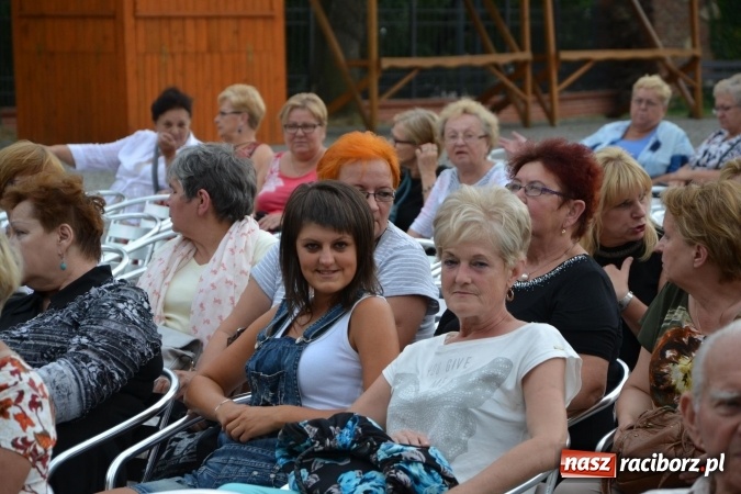 Zdjęcie w galerii na portalu naszraciborz.pl: Trzej tenorzy zaśpiewali na Zamku Piastowskim wiadomości z regionu