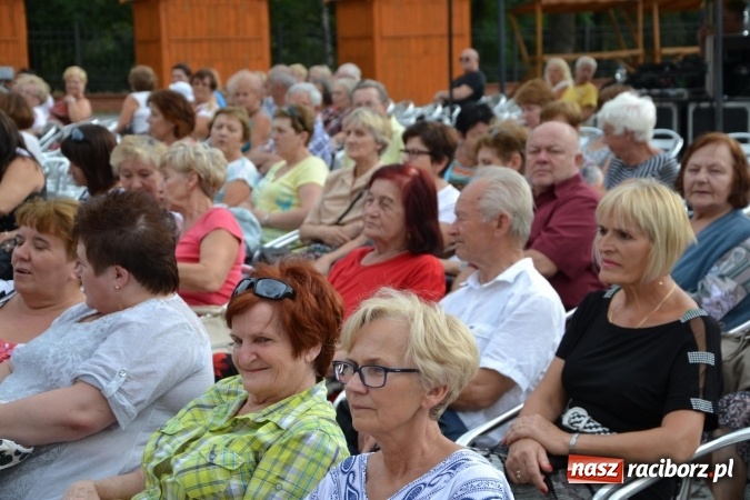 Zdjęcie w galerii na portalu naszraciborz.pl: Trzej tenorzy zaśpiewali na Zamku Piastowskim wiadomości z regionu