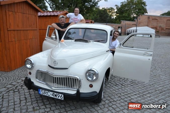 Zdjęcie w galerii na portalu naszraciborz.pl: Trzej tenorzy zaśpiewali na Zamku Piastowskim wiadomości z regionu