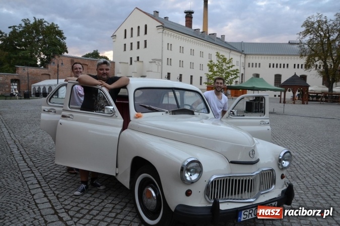 Zdjęcie w galerii na portalu naszraciborz.pl: Trzej tenorzy zaśpiewali na Zamku Piastowskim wiadomości z regionu