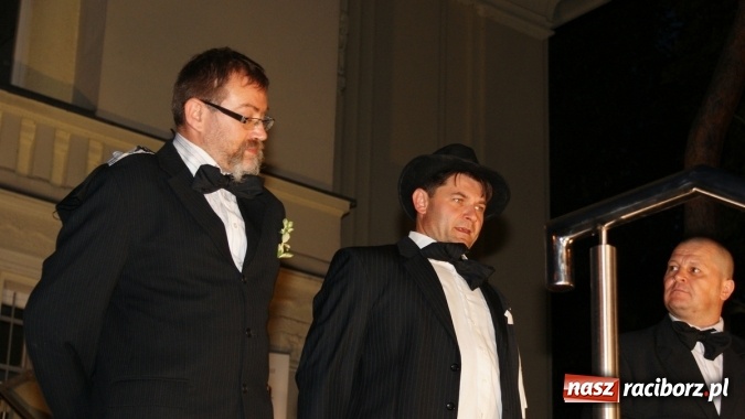 Zdjęcie w galerii na portalu naszraciborz.pl: Na pełnym morzu, czyli Mrożek na schodach wiadomości z regionu