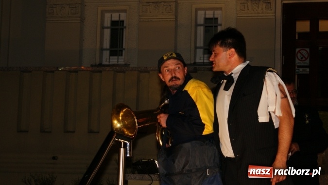 Zdjęcie w galerii na portalu naszraciborz.pl: Na pełnym morzu, czyli Mrożek na schodach wiadomości z regionu