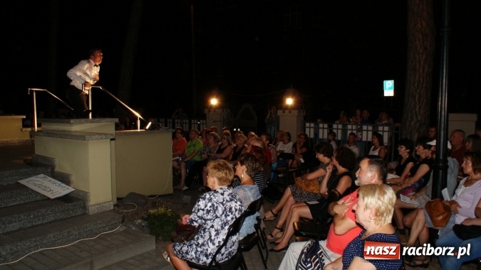 Zdjęcie w galerii na portalu naszraciborz.pl: Na pełnym morzu, czyli Mrożek na schodach wiadomości z regionu