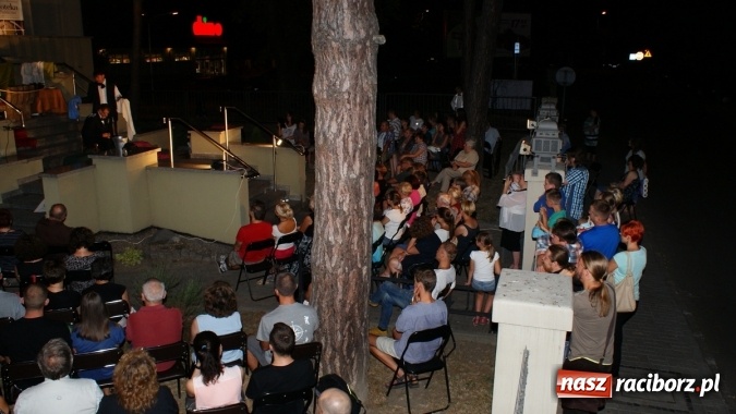 Zdjęcie w galerii na portalu naszraciborz.pl: Na pełnym morzu, czyli Mrożek na schodach wiadomości z regionu