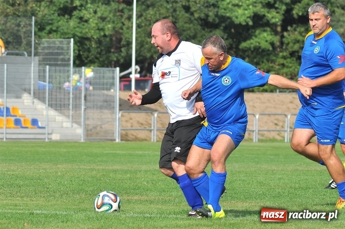 Zdjęcie w galerii na portalu naszraciborz.pl: W Kuźni Raciborskiej uroczyście otwarto nowy stadion wiadomości z regionu