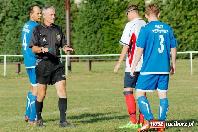 Zdjęcie w galerii na portalu naszraciborz.pl: Wielkie Derby Gminy: Pietrowice z Cyprzanowem na remis wiadomości z regionu