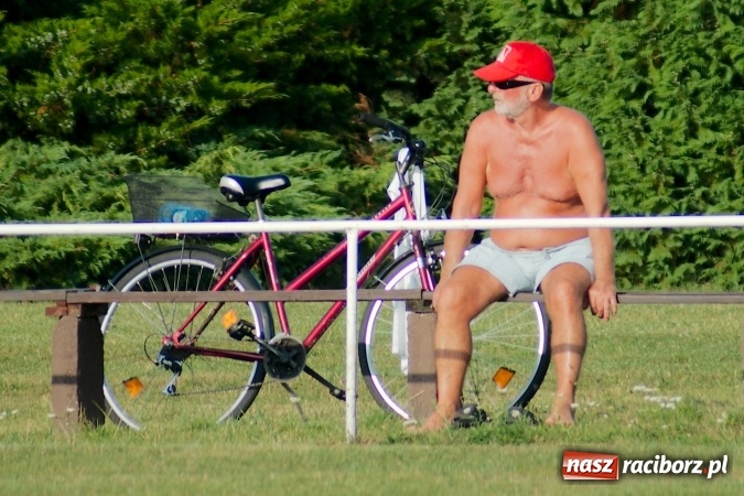 Zdjęcie w galerii na portalu naszraciborz.pl: Wielkie Derby Gminy: Pietrowice z Cyprzanowem na remis wiadomości z regionu