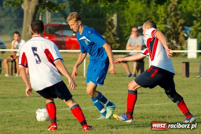 Zdjęcie w galerii na portalu naszraciborz.pl: Wielkie Derby Gminy: Pietrowice z Cyprzanowem na remis wiadomości z regionu