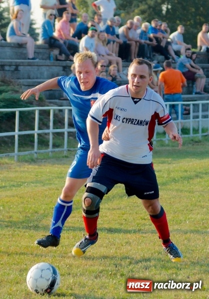 Zdjęcie w galerii na portalu naszraciborz.pl: Wielkie Derby Gminy: Pietrowice z Cyprzanowem na remis wiadomości z regionu