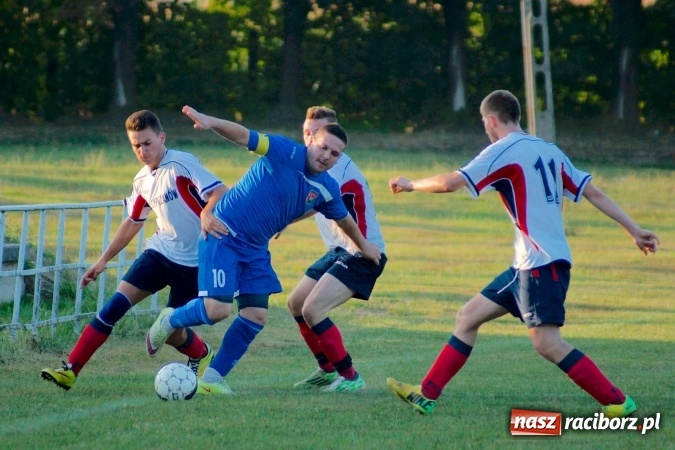 Zdjęcie w galerii na portalu naszraciborz.pl: Wielkie Derby Gminy: Pietrowice z Cyprzanowem na remis wiadomości z regionu