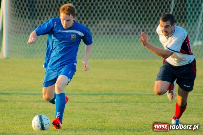 Zdjęcie w galerii na portalu naszraciborz.pl: Wielkie Derby Gminy: Pietrowice z Cyprzanowem na remis wiadomości z regionu