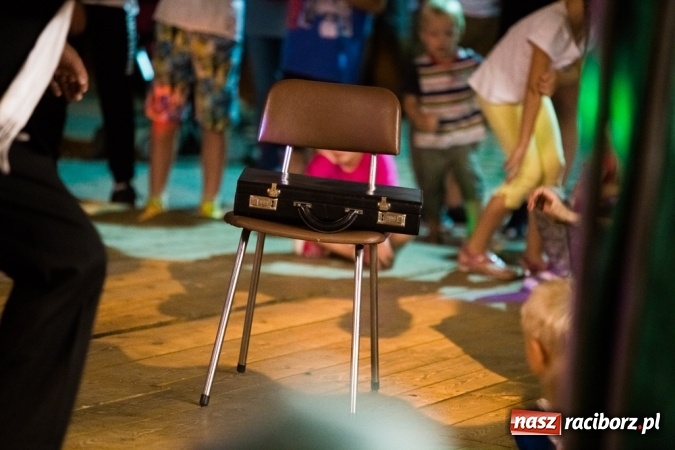 Zdjęcie w galerii na portalu naszraciborz.pl: Conchita Wurst i Krzysztof Krawczyk na dożynkach w Wojnowicach wiadomości z regionu