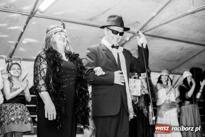 Zdjęcie w galerii na portalu naszraciborz.pl: Conchita Wurst i Krzysztof Krawczyk na dożynkach w Wojnowicach wiadomości z regionu