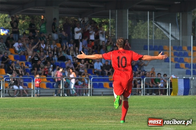 Zdjęcie w galerii na portalu naszraciborz.pl: Nowy stadion szczęśliwy dla Stali. Hat-trick Hómina i kolejna wygrana wiadomości z regionu