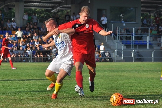 Zdjęcie w galerii na portalu naszraciborz.pl: Nowy stadion szczęśliwy dla Stali. Hat-trick Hómina i kolejna wygrana wiadomości z regionu