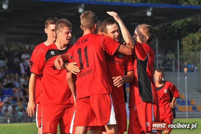 Zdjęcie w galerii na portalu naszraciborz.pl: Nowy stadion szczęśliwy dla Stali. Hat-trick Hómina i kolejna wygrana wiadomości z regionu