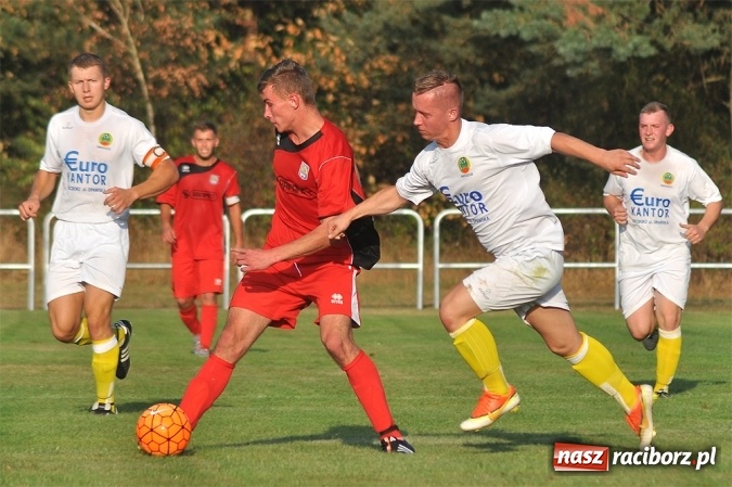 Zdjęcie w galerii na portalu naszraciborz.pl: Nowy stadion szczęśliwy dla Stali. Hat-trick Hómina i kolejna wygrana wiadomości z regionu