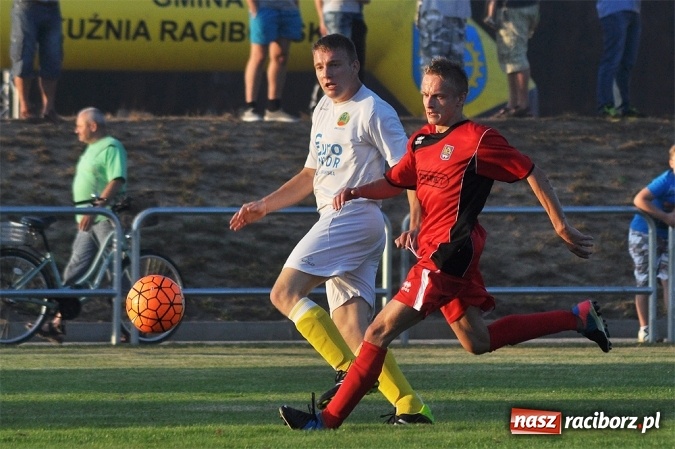 Zdjęcie w galerii na portalu naszraciborz.pl: Nowy stadion szczęśliwy dla Stali. Hat-trick Hómina i kolejna wygrana wiadomości z regionu
