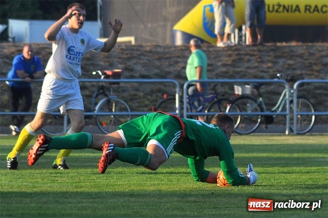 Zdjęcie w galerii na portalu naszraciborz.pl: Nowy stadion szczęśliwy dla Stali. Hat-trick Hómina i kolejna wygrana wiadomości z regionu