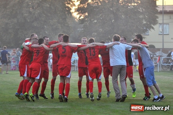 Zdjęcie w galerii na portalu naszraciborz.pl: Nowy stadion szczęśliwy dla Stali. Hat-trick Hómina i kolejna wygrana wiadomości z regionu