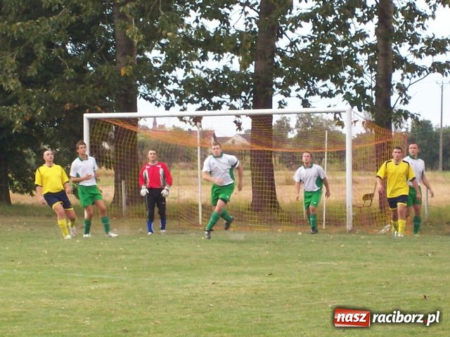 Zdjęcie w galerii na portalu naszraciborz.pl: Do remisu zabrakło kilku minut wiadomości z regionu