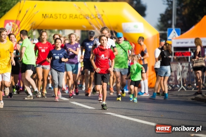 Zdjęcie w galerii na portalu naszraciborz.pl: Do biegu, gotowi, start! I RAFAKO Półmaraton Racibórz już za nami wiadomości z regionu