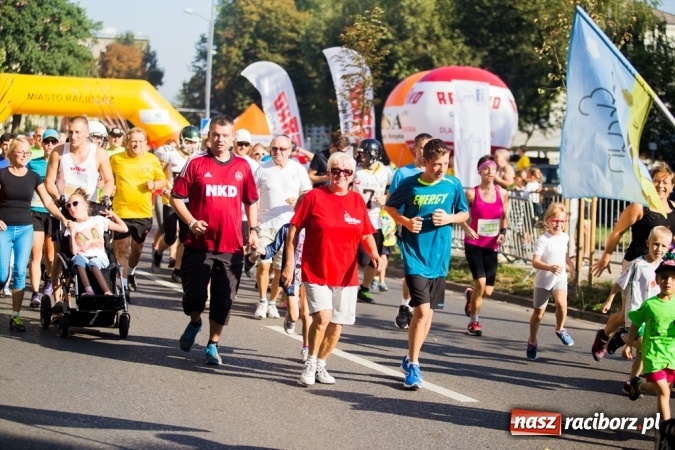 Zdjęcie w galerii na portalu naszraciborz.pl: Do biegu, gotowi, start! I RAFAKO Półmaraton Racibórz już za nami wiadomości z regionu
