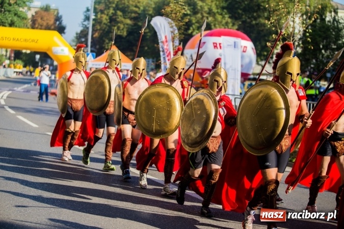 Zdjęcie w galerii na portalu naszraciborz.pl: Do biegu, gotowi, start! I RAFAKO Półmaraton Racibórz już za nami wiadomości z regionu