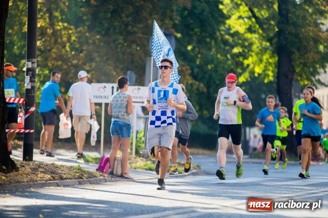 Zdjęcie w galerii na portalu naszraciborz.pl: Do biegu, gotowi, start! I RAFAKO Półmaraton Racibórz już za nami wiadomości z regionu
