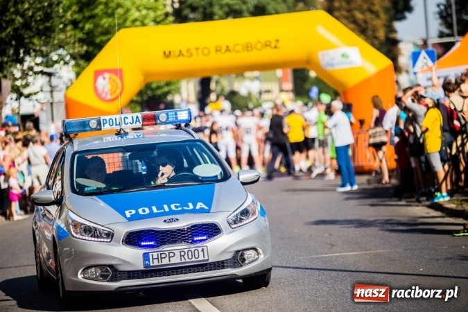 Zdjęcie w galerii na portalu naszraciborz.pl: Do biegu, gotowi, start! I RAFAKO Półmaraton Racibórz już za nami wiadomości z regionu