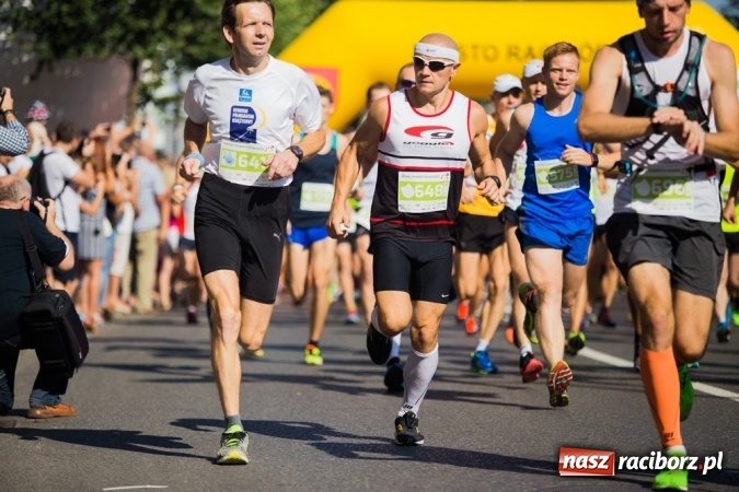 Zdjęcie w galerii na portalu naszraciborz.pl: Do biegu, gotowi, start! I RAFAKO Półmaraton Racibórz już za nami wiadomości z regionu