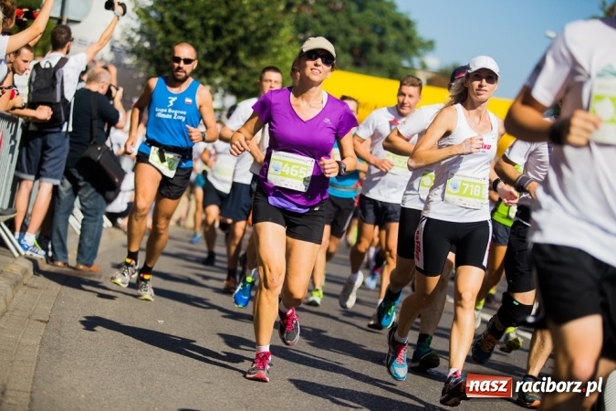 Zdjęcie w galerii na portalu naszraciborz.pl: Do biegu, gotowi, start! I RAFAKO Półmaraton Racibórz już za nami wiadomości z regionu