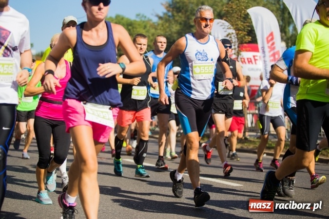 Zdjęcie w galerii na portalu naszraciborz.pl: Do biegu, gotowi, start! I RAFAKO Półmaraton Racibórz już za nami wiadomości z regionu
