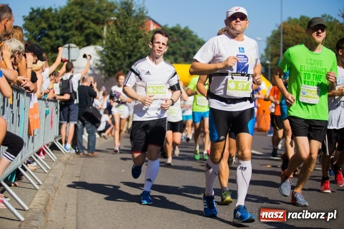 Zdjęcie w galerii na portalu naszraciborz.pl: Do biegu, gotowi, start! I RAFAKO Półmaraton Racibórz już za nami wiadomości z regionu