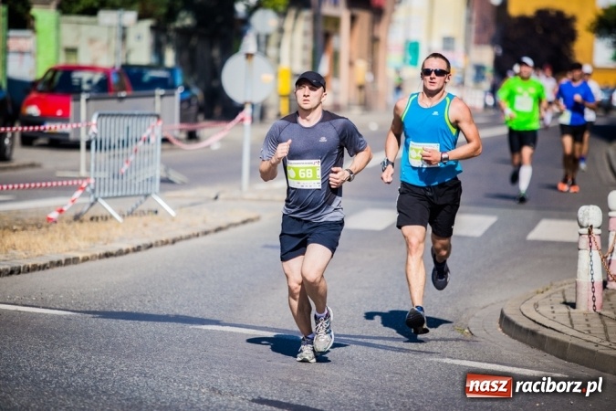 Zdjęcie w galerii na portalu naszraciborz.pl: Do biegu, gotowi, start! I RAFAKO Półmaraton Racibórz już za nami wiadomości z regionu