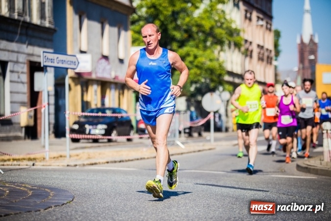 Zdjęcie w galerii na portalu naszraciborz.pl: Do biegu, gotowi, start! I RAFAKO Półmaraton Racibórz już za nami wiadomości z regionu