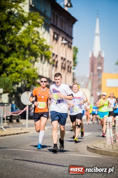 Zdjęcie w galerii na portalu naszraciborz.pl: Do biegu, gotowi, start! I RAFAKO Półmaraton Racibórz już za nami wiadomości z regionu