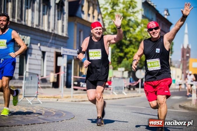 Zdjęcie w galerii na portalu naszraciborz.pl: Do biegu, gotowi, start! I RAFAKO Półmaraton Racibórz już za nami wiadomości z regionu