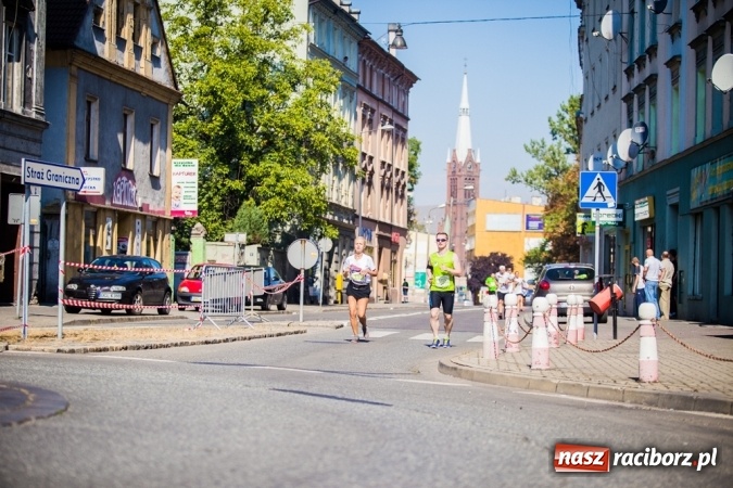 Zdjęcie w galerii na portalu naszraciborz.pl: Do biegu, gotowi, start! I RAFAKO Półmaraton Racibórz już za nami wiadomości z regionu