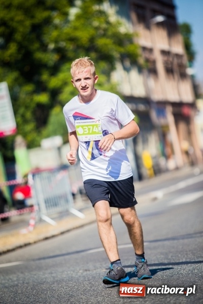 Zdjęcie w galerii na portalu naszraciborz.pl: Do biegu, gotowi, start! I RAFAKO Półmaraton Racibórz już za nami wiadomości z regionu