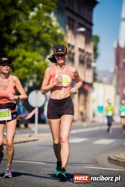 Zdjęcie w galerii na portalu naszraciborz.pl: Do biegu, gotowi, start! I RAFAKO Półmaraton Racibórz już za nami wiadomości z regionu