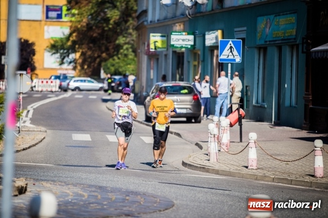 Zdjęcie w galerii na portalu naszraciborz.pl: Do biegu, gotowi, start! I RAFAKO Półmaraton Racibórz już za nami wiadomości z regionu