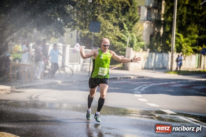 Zdjęcie w galerii na portalu naszraciborz.pl: Do biegu, gotowi, start! I RAFAKO Półmaraton Racibórz już za nami wiadomości z regionu