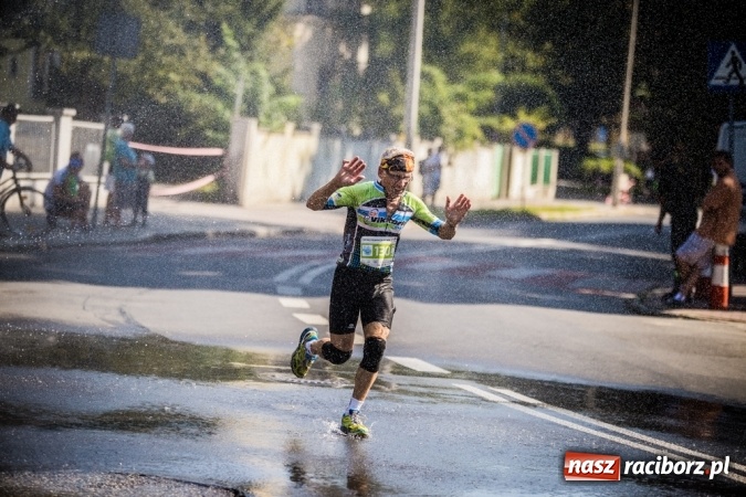 Zdjęcie w galerii na portalu naszraciborz.pl: Do biegu, gotowi, start! I RAFAKO Półmaraton Racibórz już za nami wiadomości z regionu
