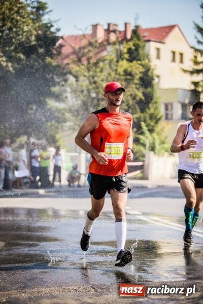 Zdjęcie w galerii na portalu naszraciborz.pl: Do biegu, gotowi, start! I RAFAKO Półmaraton Racibórz już za nami wiadomości z regionu
