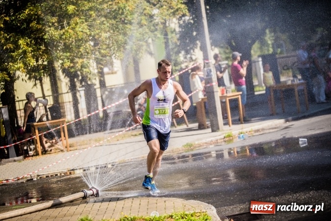 Zdjęcie w galerii na portalu naszraciborz.pl: Do biegu, gotowi, start! I RAFAKO Półmaraton Racibórz już za nami wiadomości z regionu
